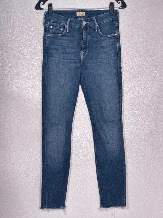 MOTHER Denim - Woman's Mother Looker Ankle Fray Girl Crush Blue Jeans Size 26